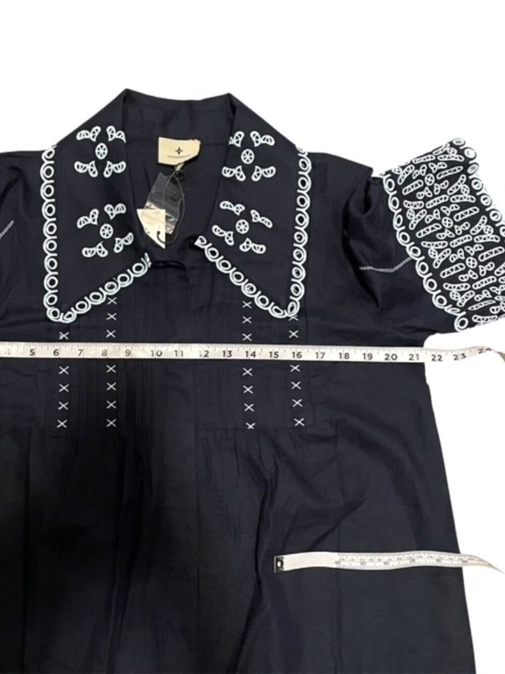 NWT Tuckernuck Linen Eyelet Delphine Mini Dress Navy Size Large Resort Beach - Picture 15 of 16